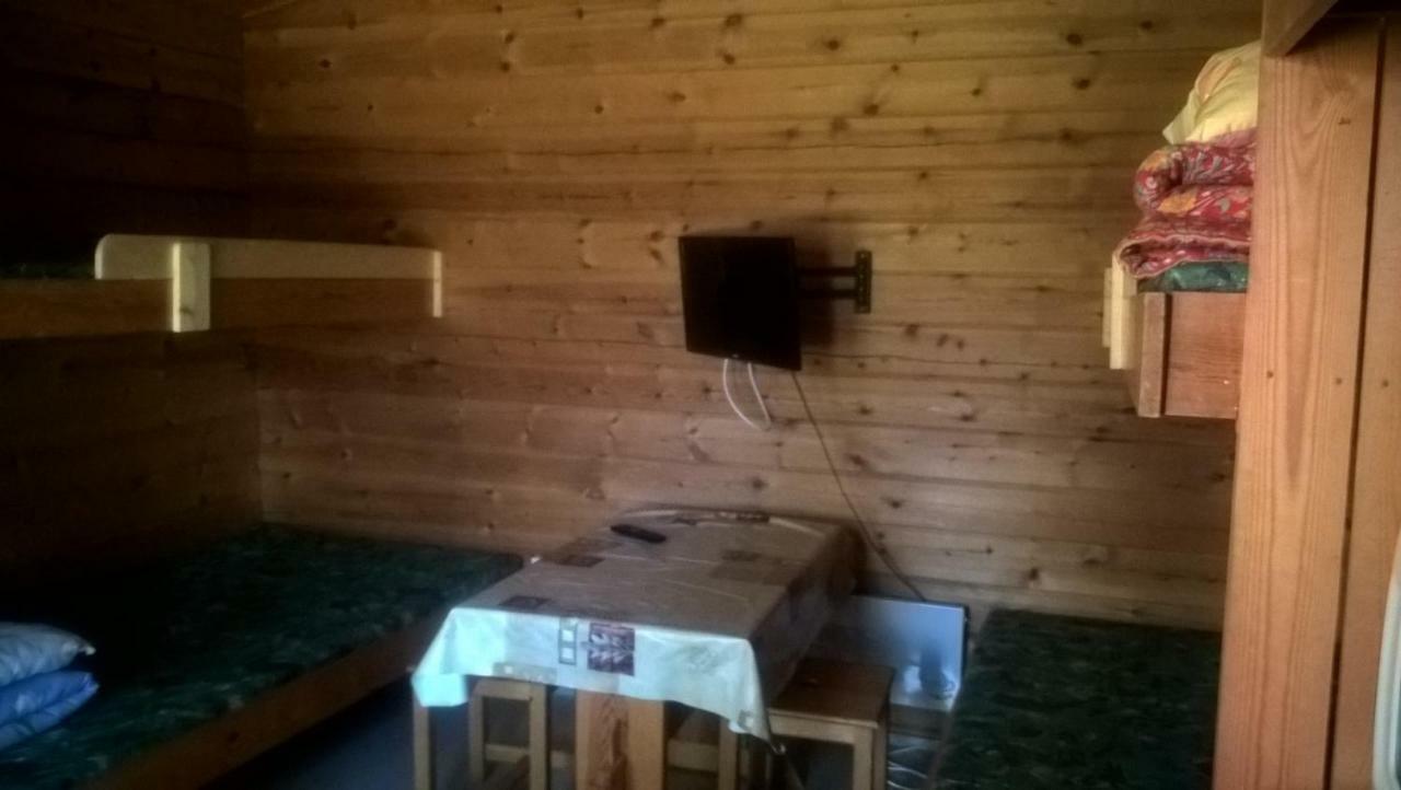ホテル Pirttiniemen Lomakylae Muurasjärvi エクステリア 写真